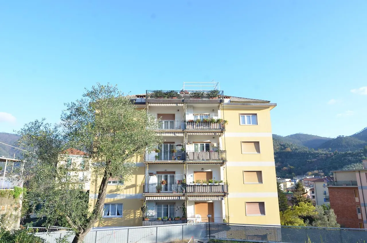 Glicine Apartment Levanto