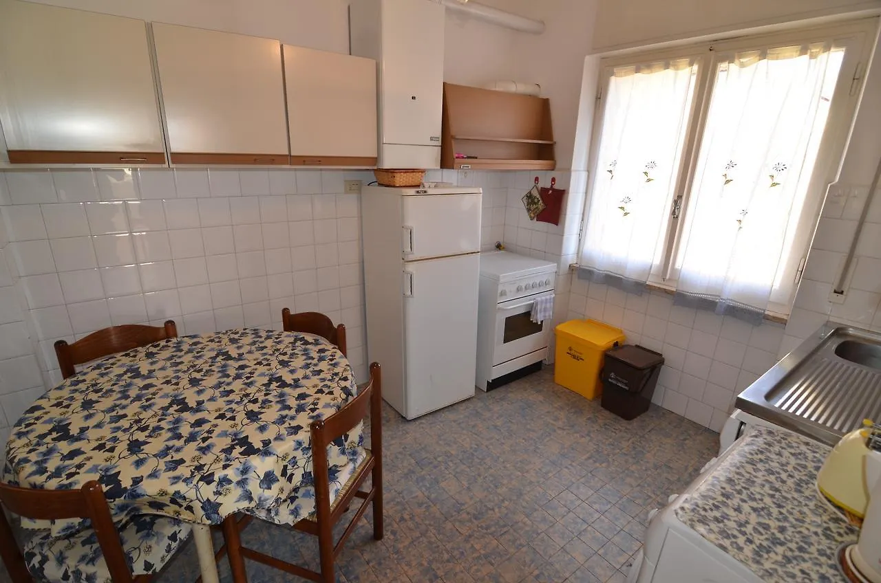 Glicine Apartment Levanto Italy